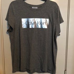 Calvin Klein T-Shirt